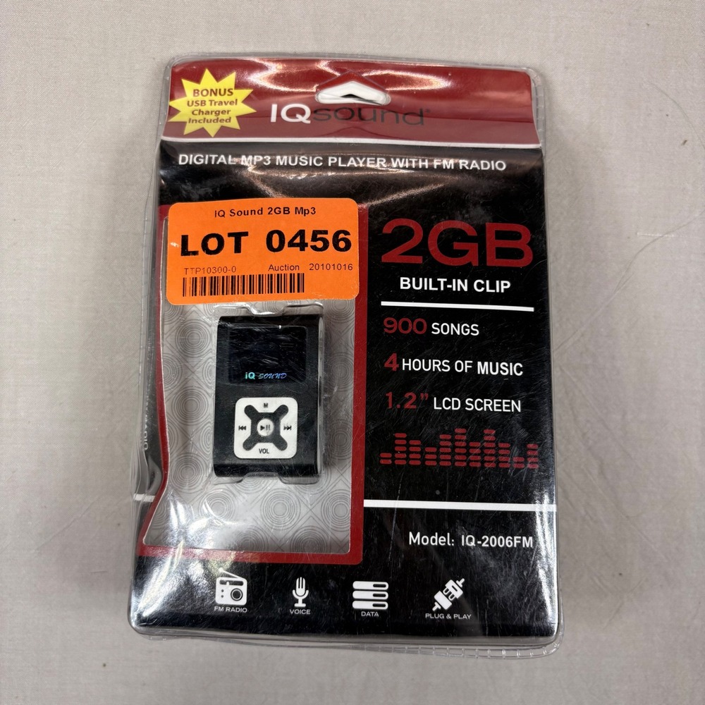 IQ Sound 2GB Digital MP3 Player FM‎ Radio 1.2 LCD Voice Recorder Black IQ-2006FM